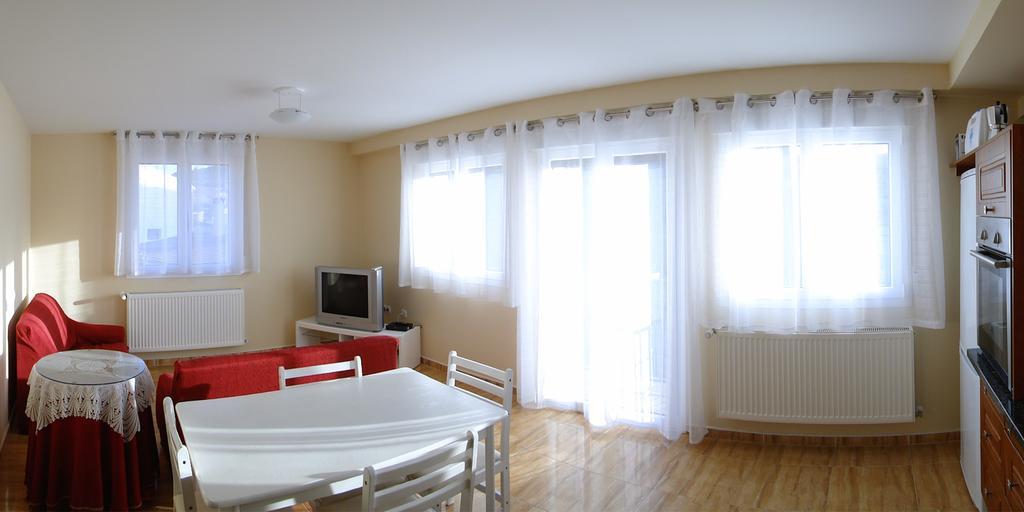 Apartamentos Enériz Pokoj fotografie