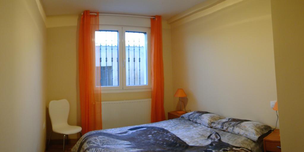 Apartamentos Enériz Pokoj fotografie